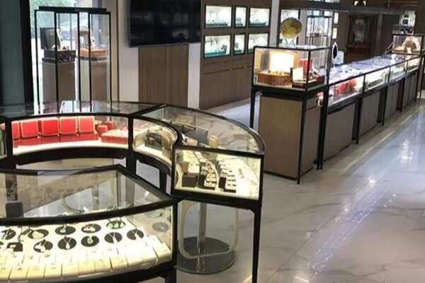 曲靖沾益区奢侈品回收